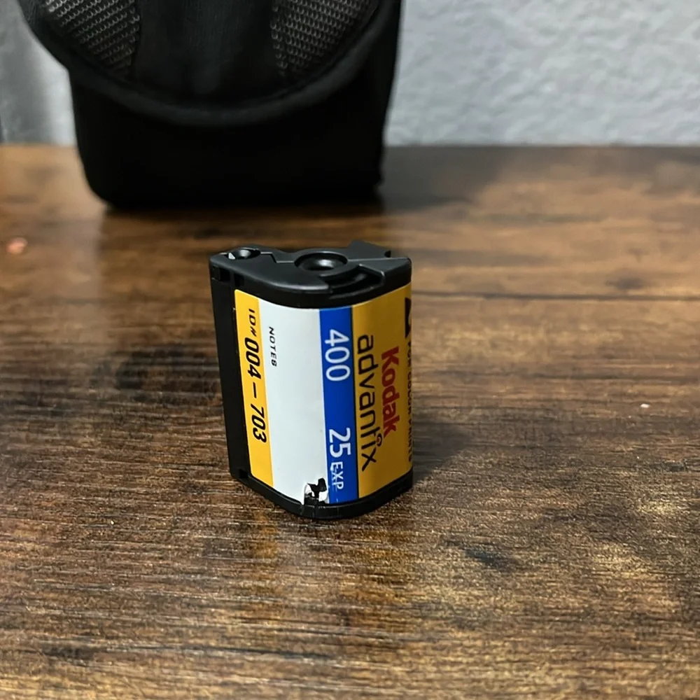 Kodak Advantix C400 Silver Film Camera with Black Case and Tripod